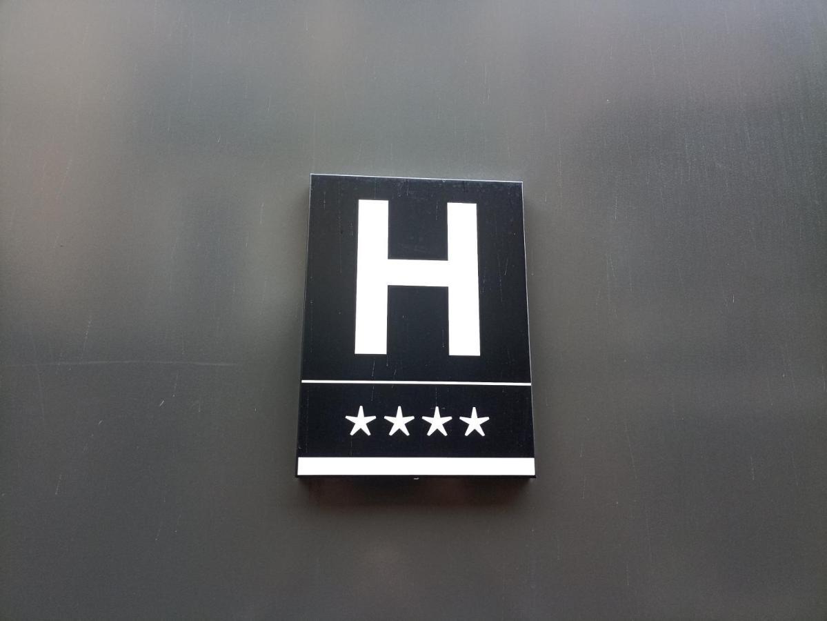 Hotel Orangine L'Hospitalet de Llobregat Dış mekan fotoğraf
