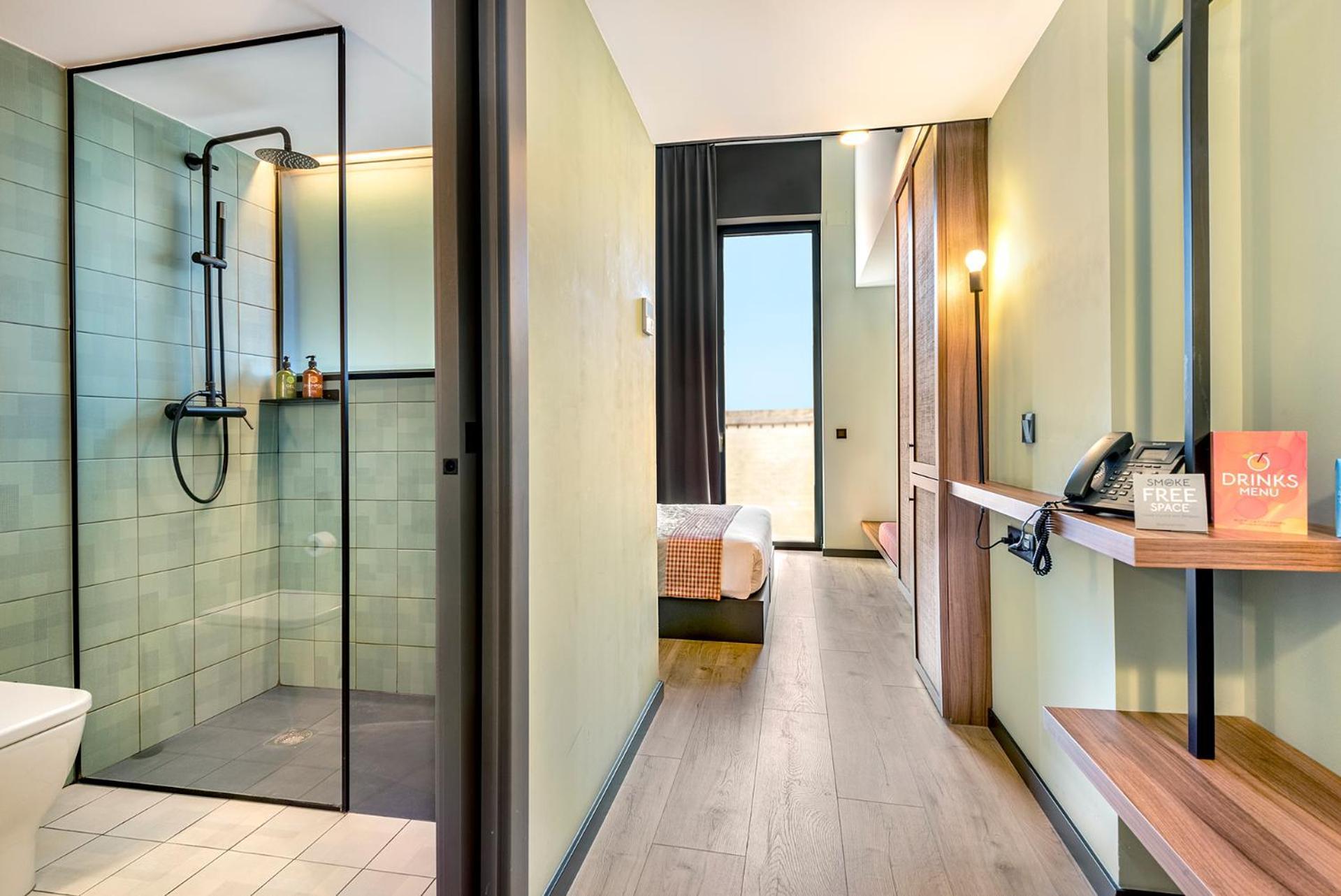 Hotel Orangine L'Hospitalet de Llobregat Dış mekan fotoğraf